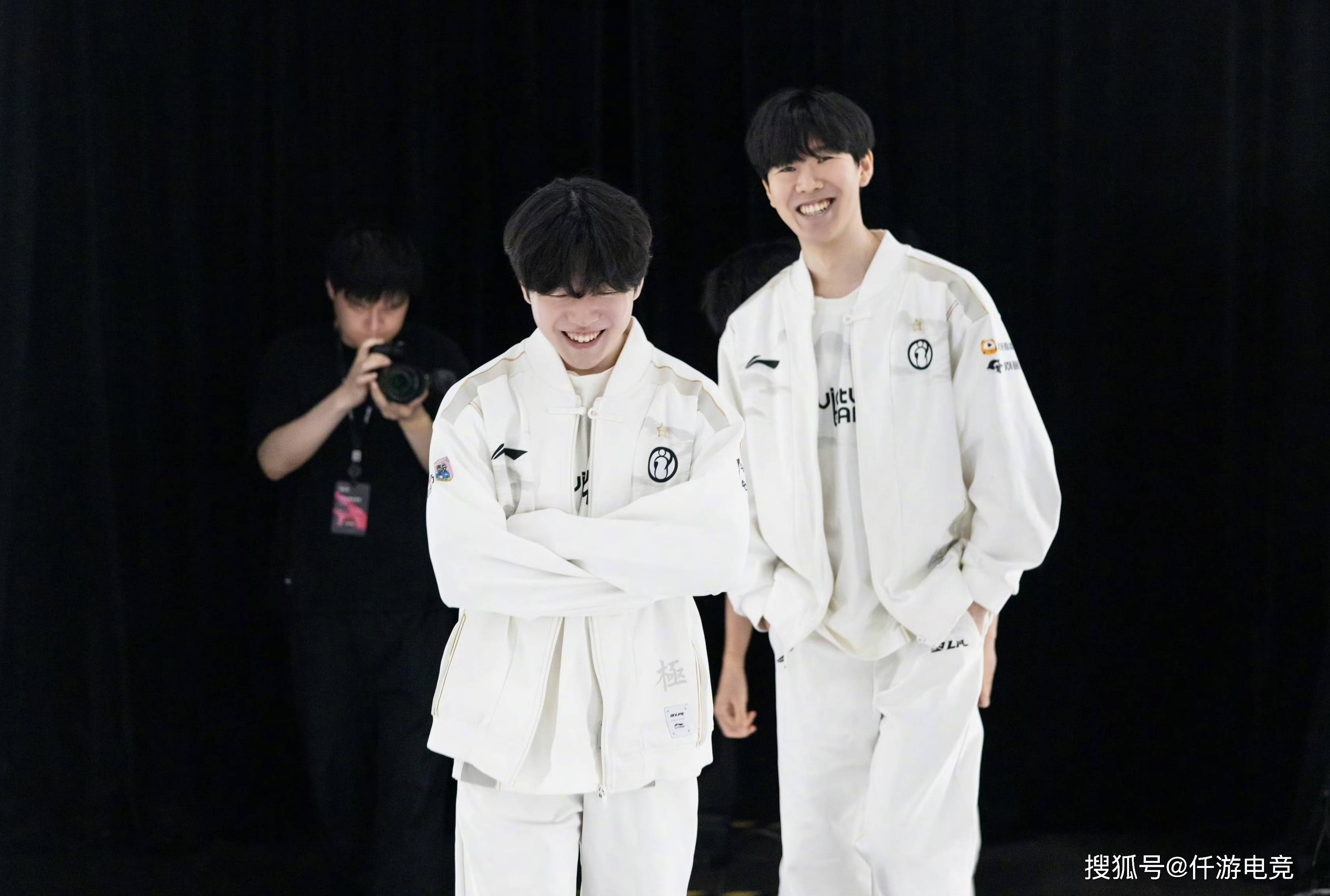 读休赛期的 读休赛期的